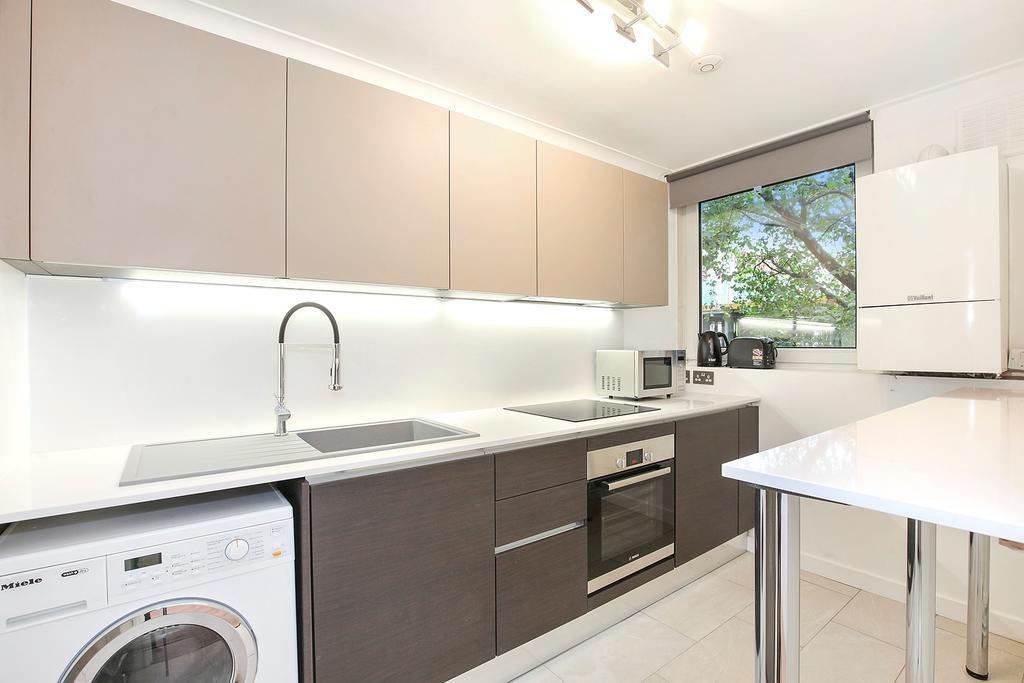 Sach'S 2 Bedrooms Apartment - No Lift Londres Extérieur photo